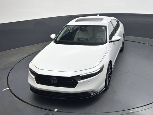 Used 2024 Honda Accord Touring image 20