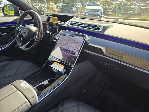 New 2026 Mercedes-Benz Maybach S 580 4MATIC image 13