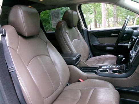 Used 2014 GMC Acadia SLT FWD image 24