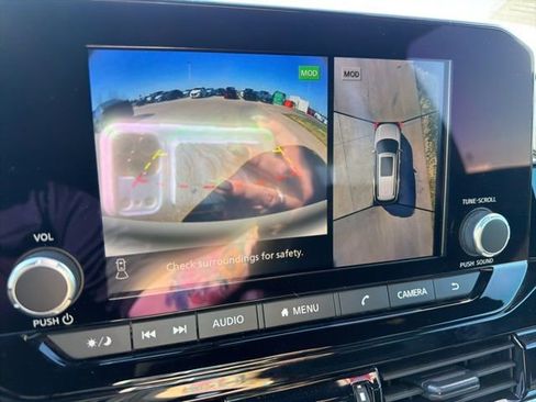 Used 2024 Nissan Pathfinder Rock Creek AWD/4WD image 15