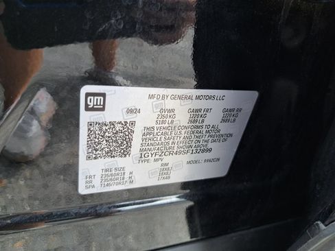 Used 2025 Cadillac XT4 Premium Luxury FWD image 27
