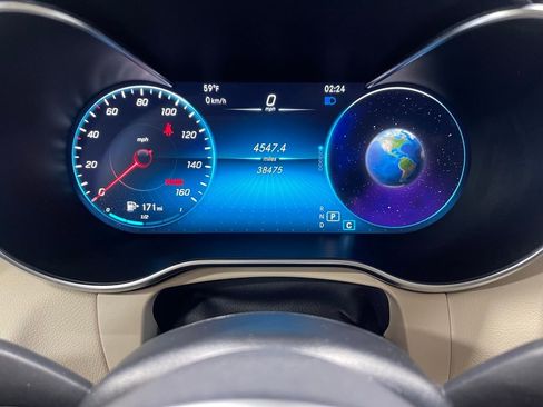 Certified 2021 Mercedes-Benz GLC 300 4MATIC image 32