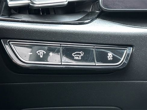 Used 2023 Kia Niro Wave image 33