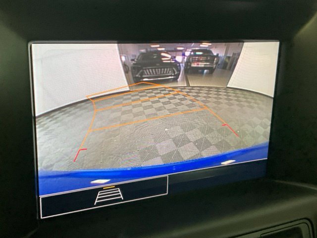 Used 2024 GMC Terrain SLE w/ Driver Convenience Package AWD/4WD image 11