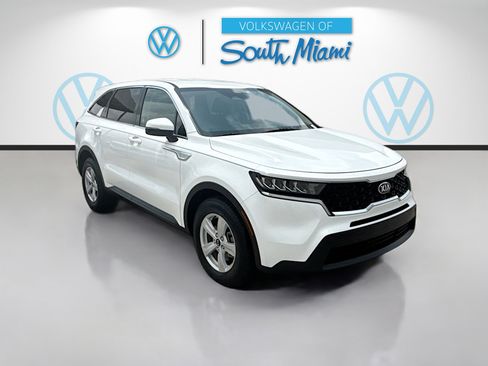 Used 2021 Kia Sorento LX FWD image 1
