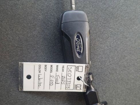 Used 2025 Ford F250 XLT image 37