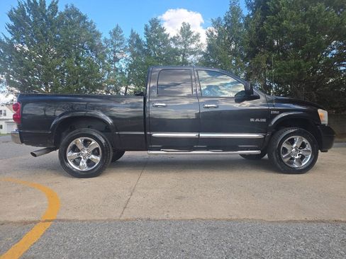 Used 2008 Dodge Ram 1500 Truck SLT w/ Mopar Chrome Edition Group AWD/4WD image 2