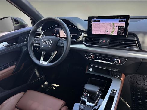 Used 2025 Audi Q5 2.0T Premium Plus AWD/4WD image 8