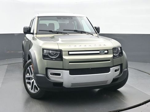 Used 2020 Land Rover Defender 110 HSE image 8