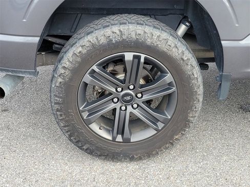 Used 2021 Ford F150 XLT w/ Equipment Group 302A High image 5