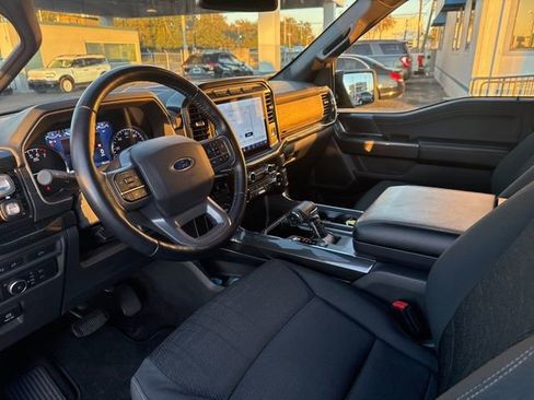 Used 2022 Ford F150 XLT w/ Equipment Group 302A High image 11