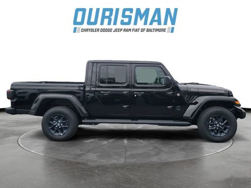 New 2026 Jeep Gladiator Sport AWD/4WD image 7