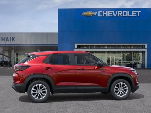 New 2026 Chevrolet TrailBlazer LS FWD image 5