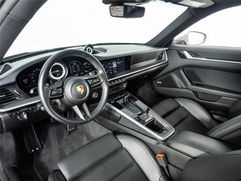 Certified 2020 Porsche 911 Carrera S RWD image 4