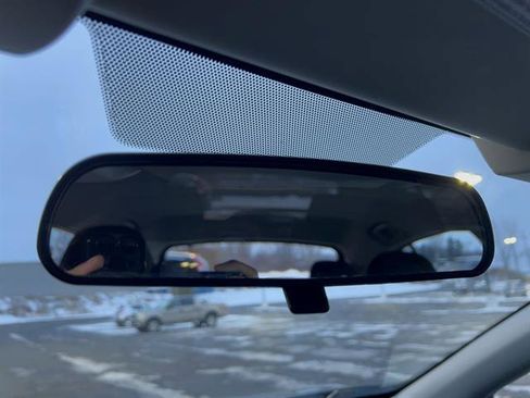 Used 2019 Subaru Impreza 2.0i w/ Eyesight image 27