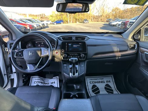Used 2018 Honda CR-V Touring image 14