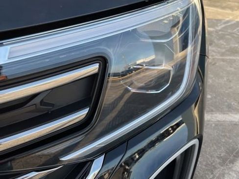 Used 2025 Volkswagen Atlas SE image 44