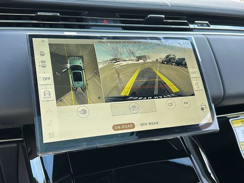 New 2026 Land Rover Range Rover Sport Dynamic SE image 16