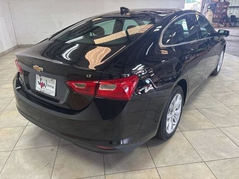 Used 2025 Chevrolet Malibu LT FWD image 10