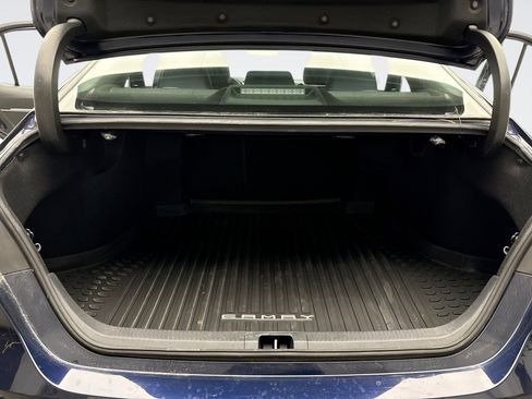 Used 2021 Toyota Camry LE image 19