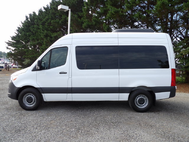 Used 2025 Mercedes-Benz Sprinter 2500 image 2