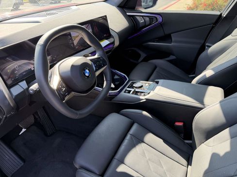 Used 2025 BMW X3 xDrive30i w/ Convenience Package image 13