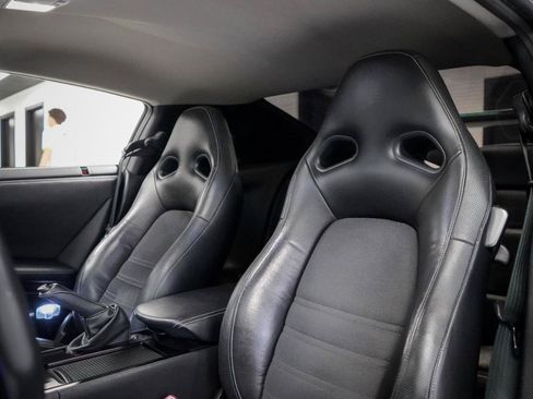 Used 2014 Nissan GT-R Premium AWD/4WD image 25
