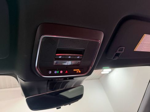 Used 2025 Chevrolet Blazer EV RS AWD/4WD image 83