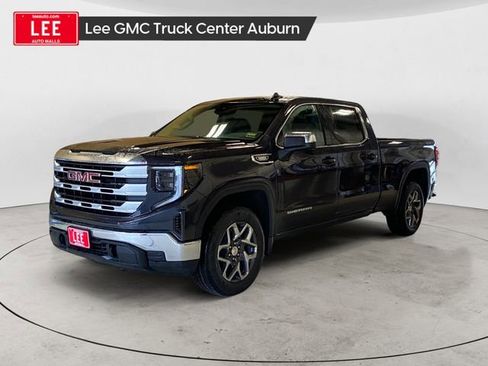 New 2025 GMC Sierra 1500 SLE image 1