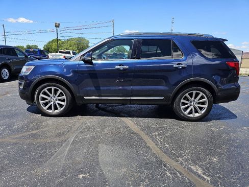 Used 2016 Ford Explorer Limited w/ Equipment Group 301A AWD/4WD image 34