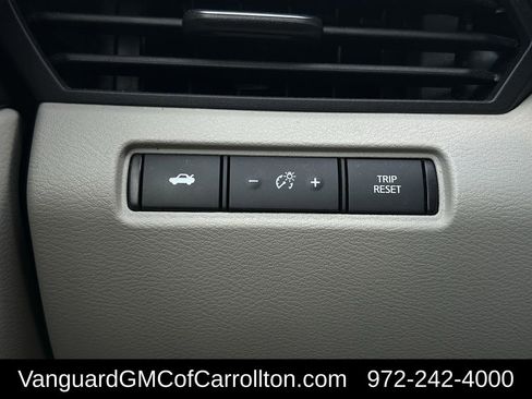 Used 2024 Nissan Altima 2.5 SV image 25