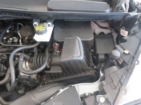 Used 2020 Ford Transit Connect XL image 58