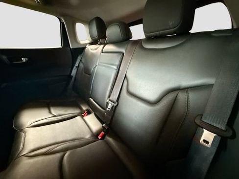 Used 2018 Jeep Compass Limited AWD/4WD image 23