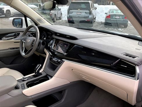 Used 2023 Cadillac XT6 Premium Luxury w/ Technology Package image 22