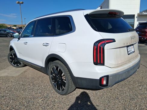 Used 2023 Kia Telluride SX AWD/4WD image 3