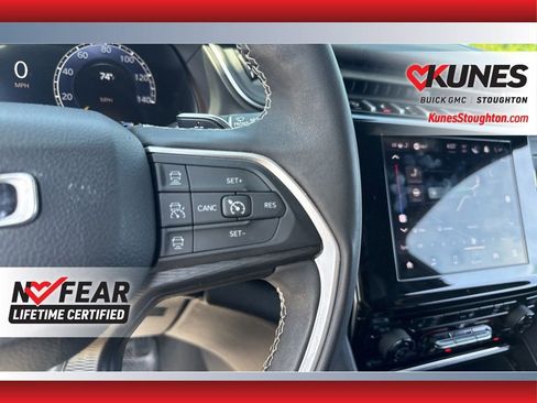 Used 2024 Jeep Grand Cherokee Altitude AWD/4WD image 31