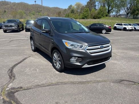 Used 2018 Ford Escape Titanium AWD/4WD image 2