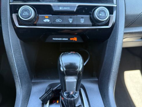 Used 2019 Honda Civic Sport image 13