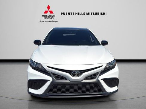 Used 2024 Toyota Camry SE FWD image 2