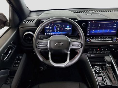 Certified 2025 Chevrolet Colorado Z71 w/ Technology Package AWD/4WD image 27