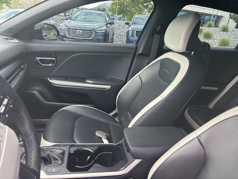 Certified 2025 Kia K4 GT-Line Turbo FWD image 5