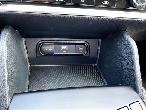 Used 2025 Kia Sportage LX AWD/4WD image 21