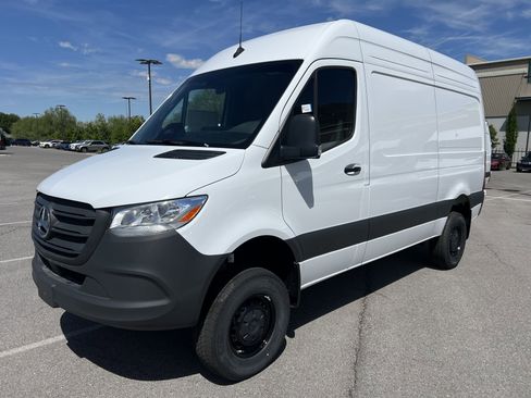 New 2025 Mercedes-Benz Sprinter 2500 image 5