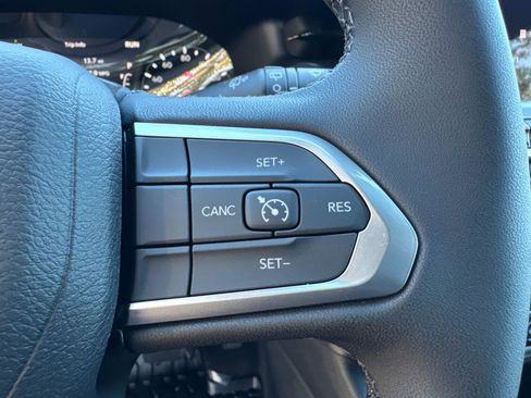 New 2026 Jeep Compass Latitude AWD/4WD image 28