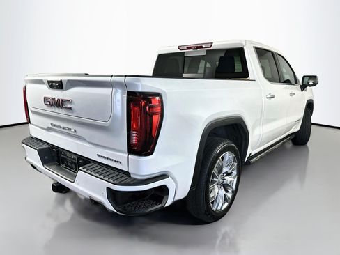 Used 2024 GMC Sierra 1500 Denali w/ Denali Reserve Package AWD/4WD image 7