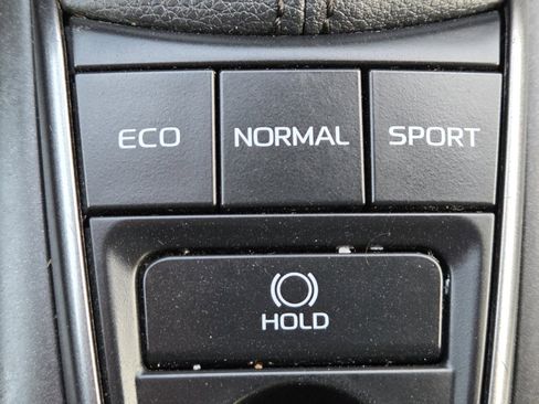 Used 2023 Toyota Camry XSE image 6