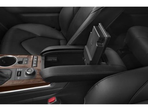 Used 2020 Toyota Highlander Limited w/ Protection Package #3 AWD/4WD image 14