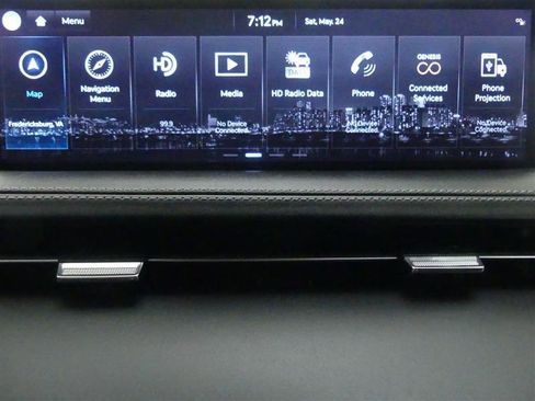 Used 2023 Genesis GV70 3.5T Sport w/ Sport Prestige Package image 14