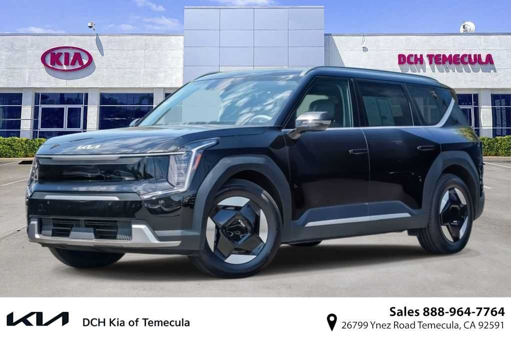 Certified 2024 Kia EV9 Wind AWD/4WD image 1