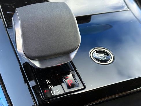 New 2026 Land Rover Range Rover Sport Dynamic SE AWD/4WD image 25